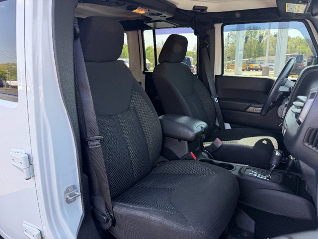 2016 Jeep Wrangler Unlimited Black Bear