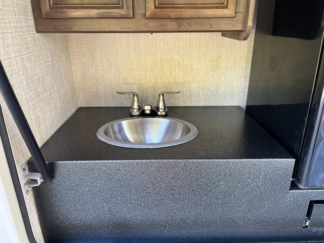 2020 Ford F-53 Motorhome Stripped Chassis Base