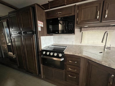 2020 Ford F-53 Motorhome Stripped Chassis Base