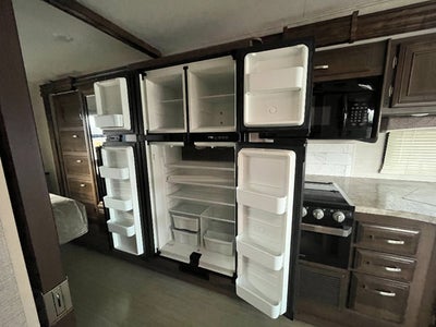 2020 Ford F-53 Motorhome Stripped Chassis Base