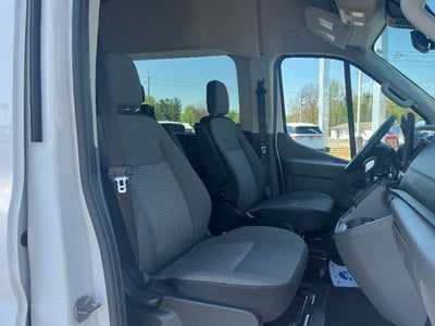 2024 Ford Transit Passenger Wagon XLT