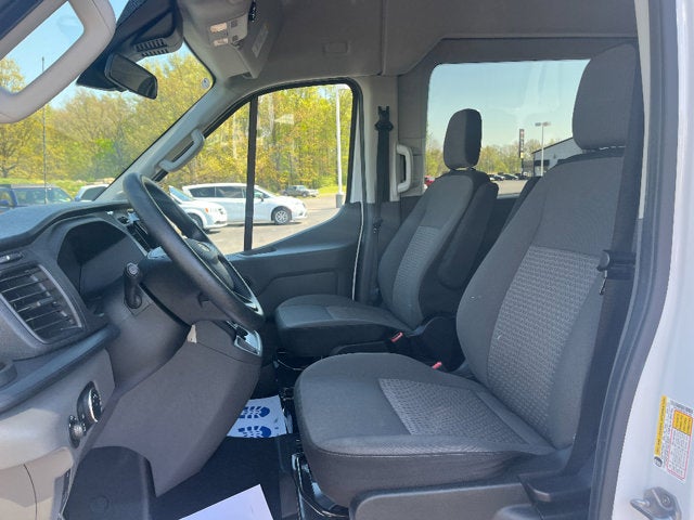 2024 Ford Transit Passenger Wagon XLT