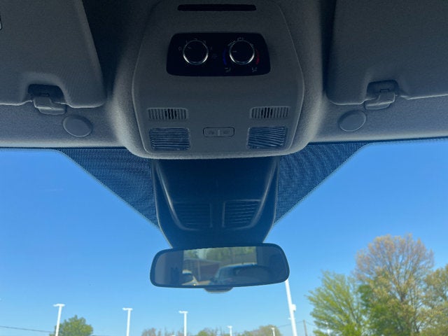 2024 Ford Transit Passenger Wagon XLT