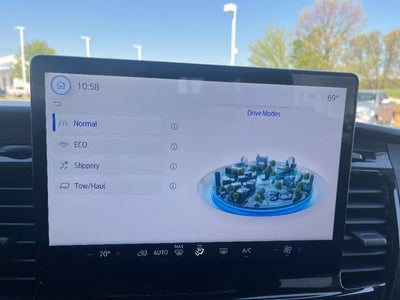 2024 Ford Transit Passenger Wagon XLT