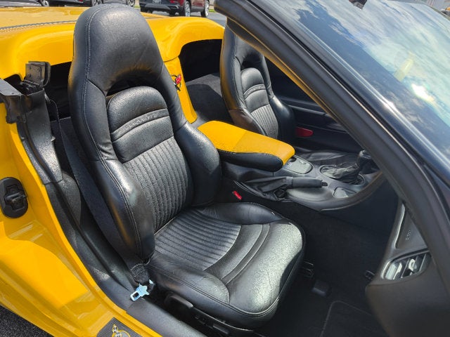 2001 Chevrolet Corvette Base