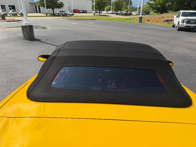 2001 Chevrolet Corvette Base