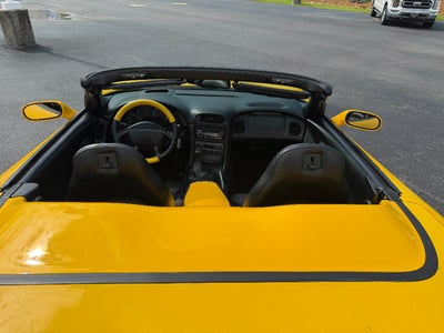 2001 Chevrolet Corvette Base