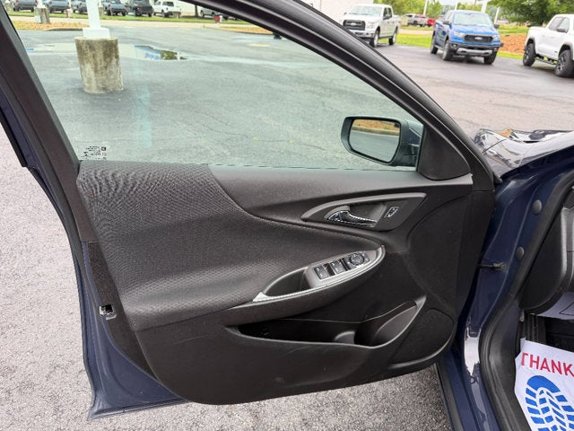 2025 Chevrolet Malibu LT