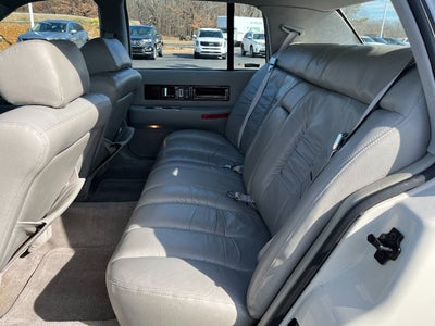 1993 Cadillac Fleetwood Base