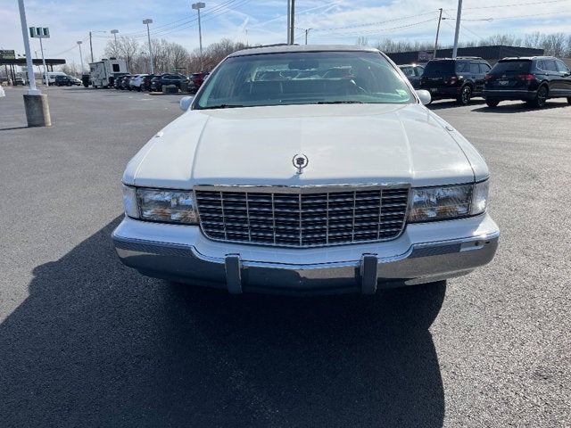 1993 Cadillac Fleetwood Base