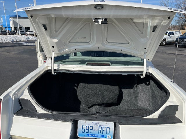 1993 Cadillac Fleetwood Base