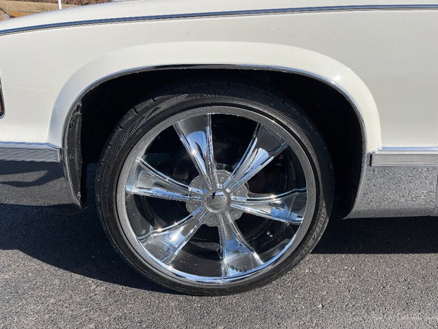 1993 Cadillac Fleetwood Base