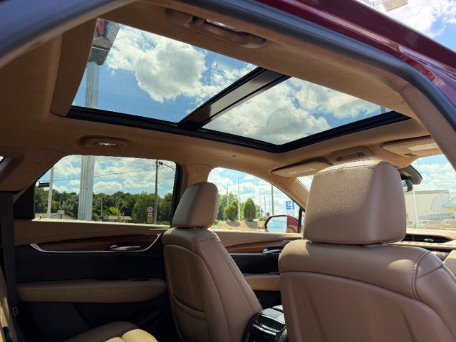 2018 Cadillac XT5 Platinum AWD