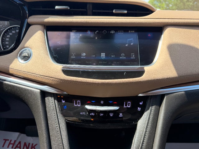 2018 Cadillac XT5 Platinum AWD