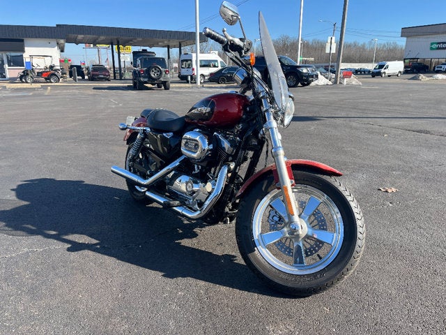 2013 Harley-Davidson XL1200C Base