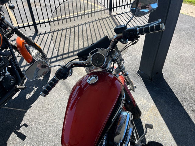 2013 Harley-Davidson XL1200C Base