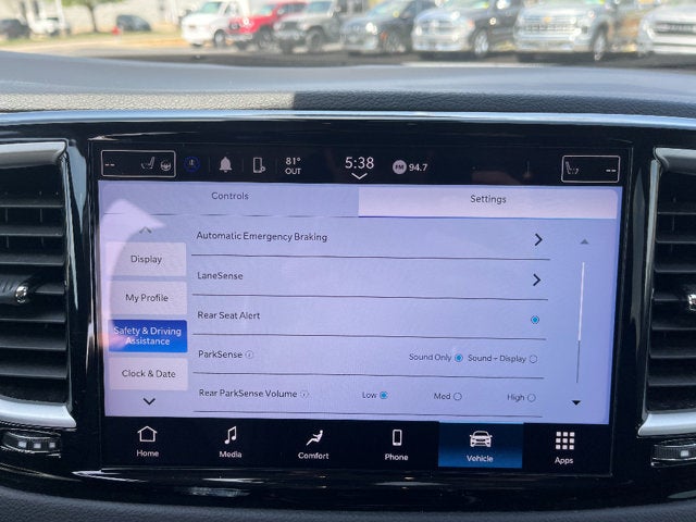 2024 Chrysler Pacifica Touring L