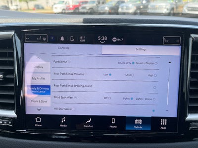 2024 Chrysler Pacifica Touring L