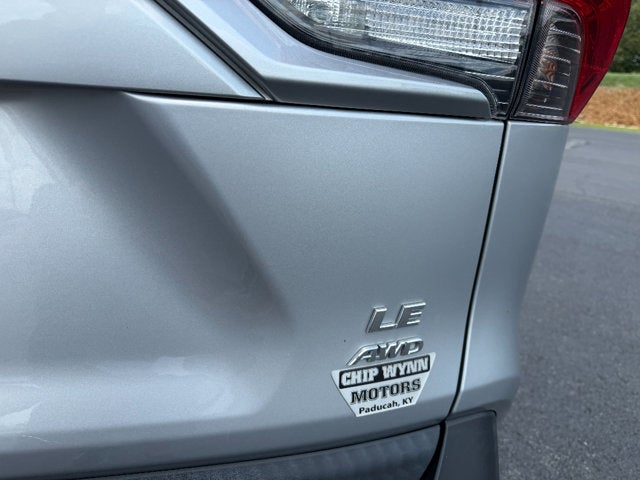 2020 Toyota RAV4 LE