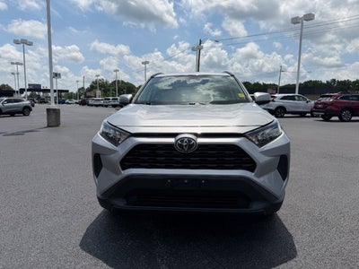 2020 Toyota RAV4 LE