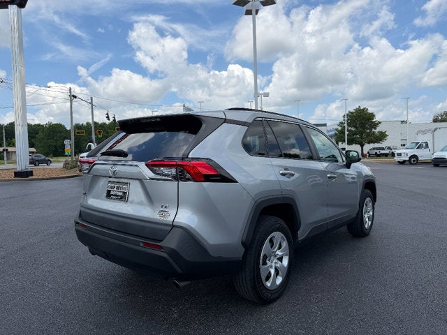 2020 Toyota RAV4 LE