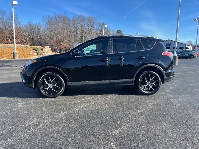 2018 Toyota RAV4 SE