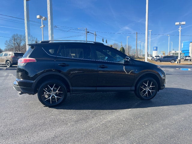 2018 Toyota RAV4 SE
