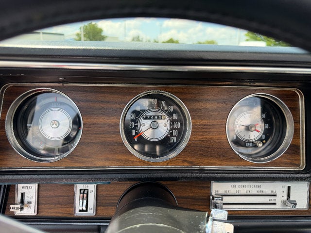 1971 Oldsmobile CUTLASS Base