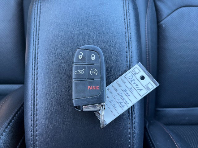 2022 Jeep Compass Latitude Lux