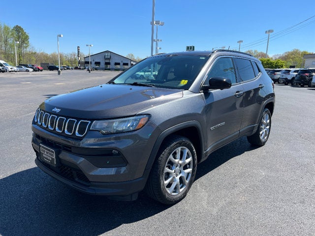 2022 Jeep Compass Latitude Lux