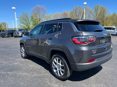 2022 Jeep Compass Latitude Lux