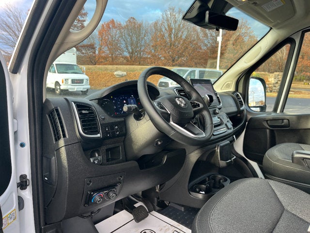 2024 RAM ProMaster Window Van SLT+