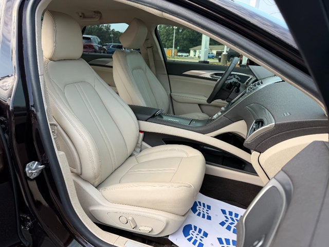 2020 Lincoln MKZ Standard