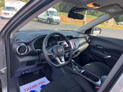 2023 Nissan Kicks SV