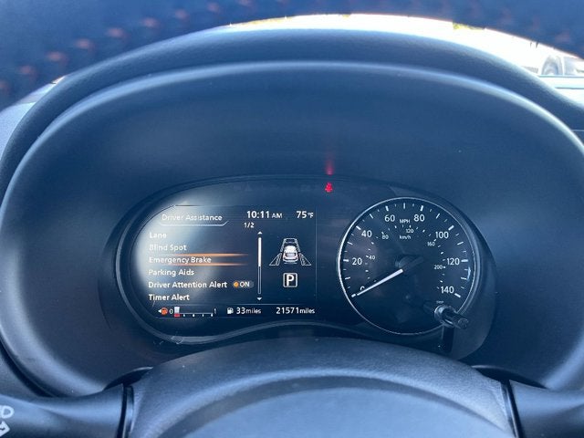 2023 Nissan Kicks SR