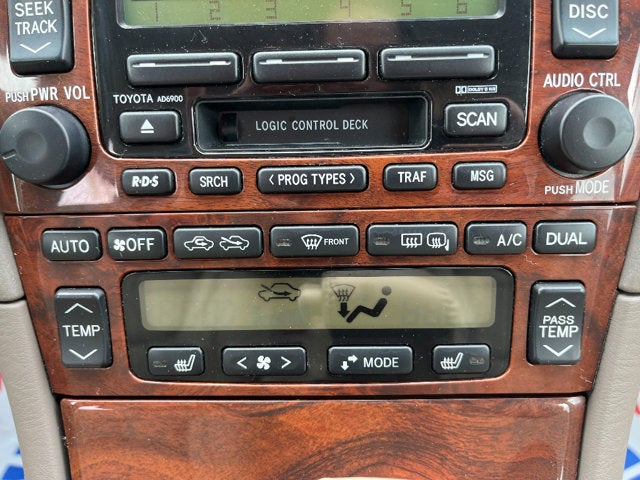 2001 Toyota Avalon XLS w/Bucket Seats