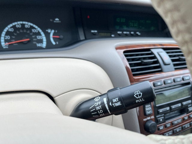 2001 Toyota Avalon XLS w/Bucket Seats