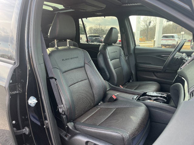 2022 Honda Pilot Black Edition