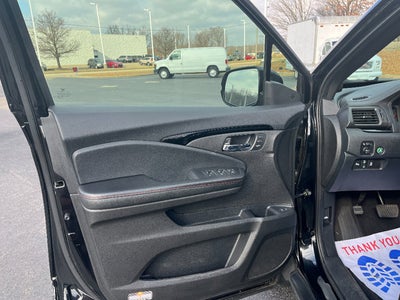 2022 Honda Pilot Black Edition