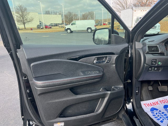 2022 Honda Pilot Black Edition