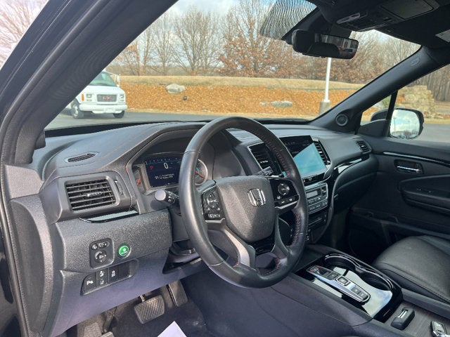 2022 Honda Pilot Black Edition