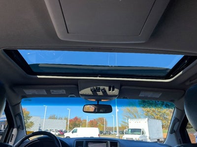 2015 Nissan Armada Platinum