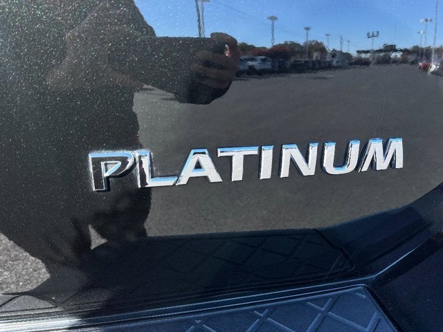 2015 Nissan Armada Platinum