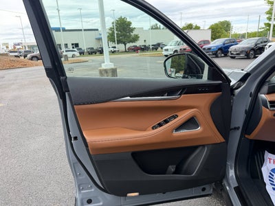 2025 INFINITI QX60 SENSORY