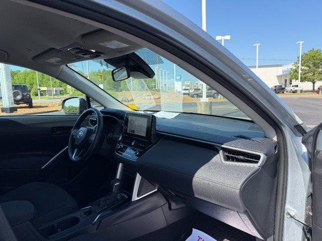 2023 Toyota Corolla Cross LE