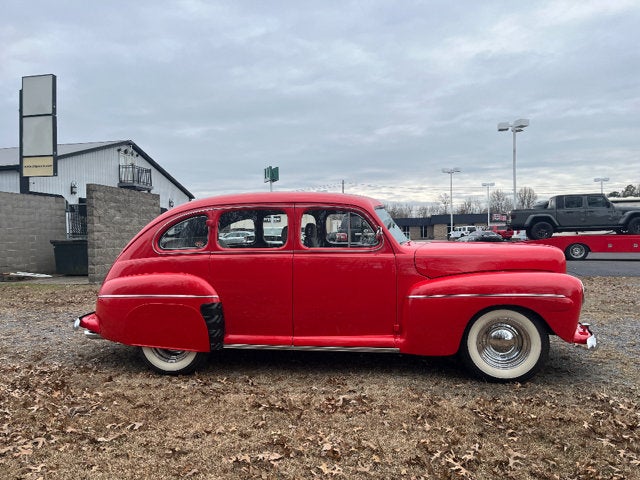 1946 Ford SEDAN 4 DOOR