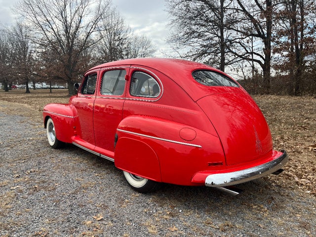 1946 Ford SEDAN 4 DOOR