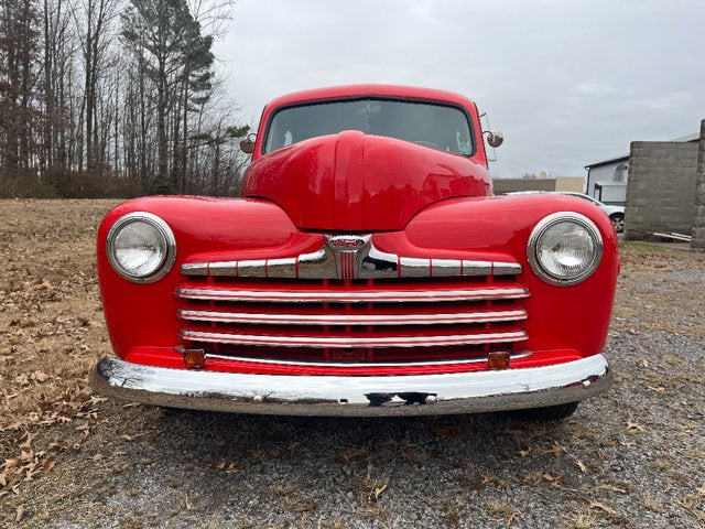 1946 Ford SEDAN 4 DOOR