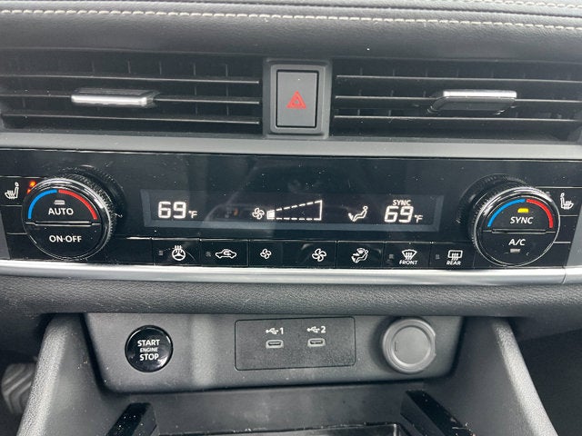 2024 Nissan Rogue SV