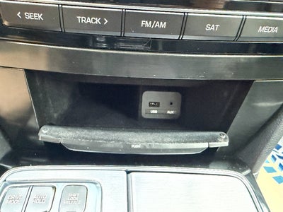 2014 Hyundai Equus Signature